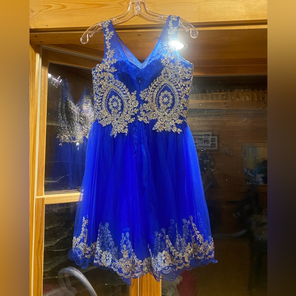 Dancing Queen Formal Dress - Picture 2 of 4